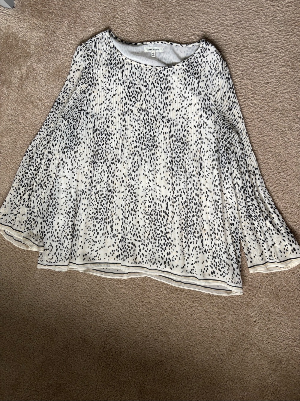 Max Studio Ivory and Black Speckled A-Line Skirt